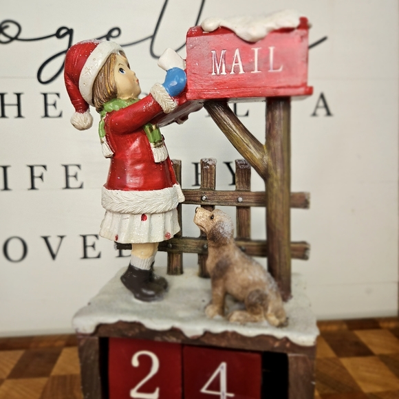 Letter to Santa Girl and her dog Mailbox December Block Calender Decorat… - Picture 4 of 15